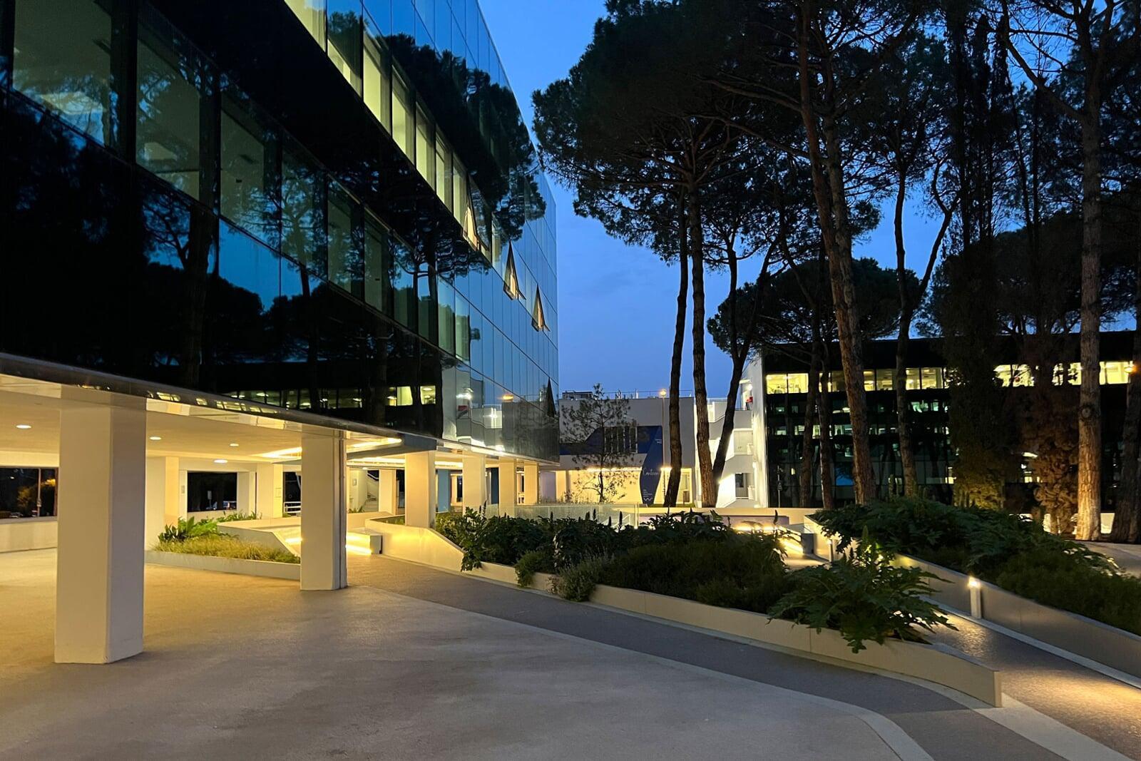 WOLIBA Life and Business Park at Night